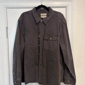 Madewell Easy Fit Button-Up Shirt in Charcoal Gray